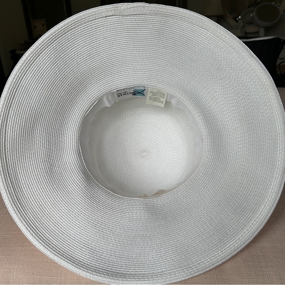 One of a Kind White and Yellow Women's Hat - Picture 6 of 7